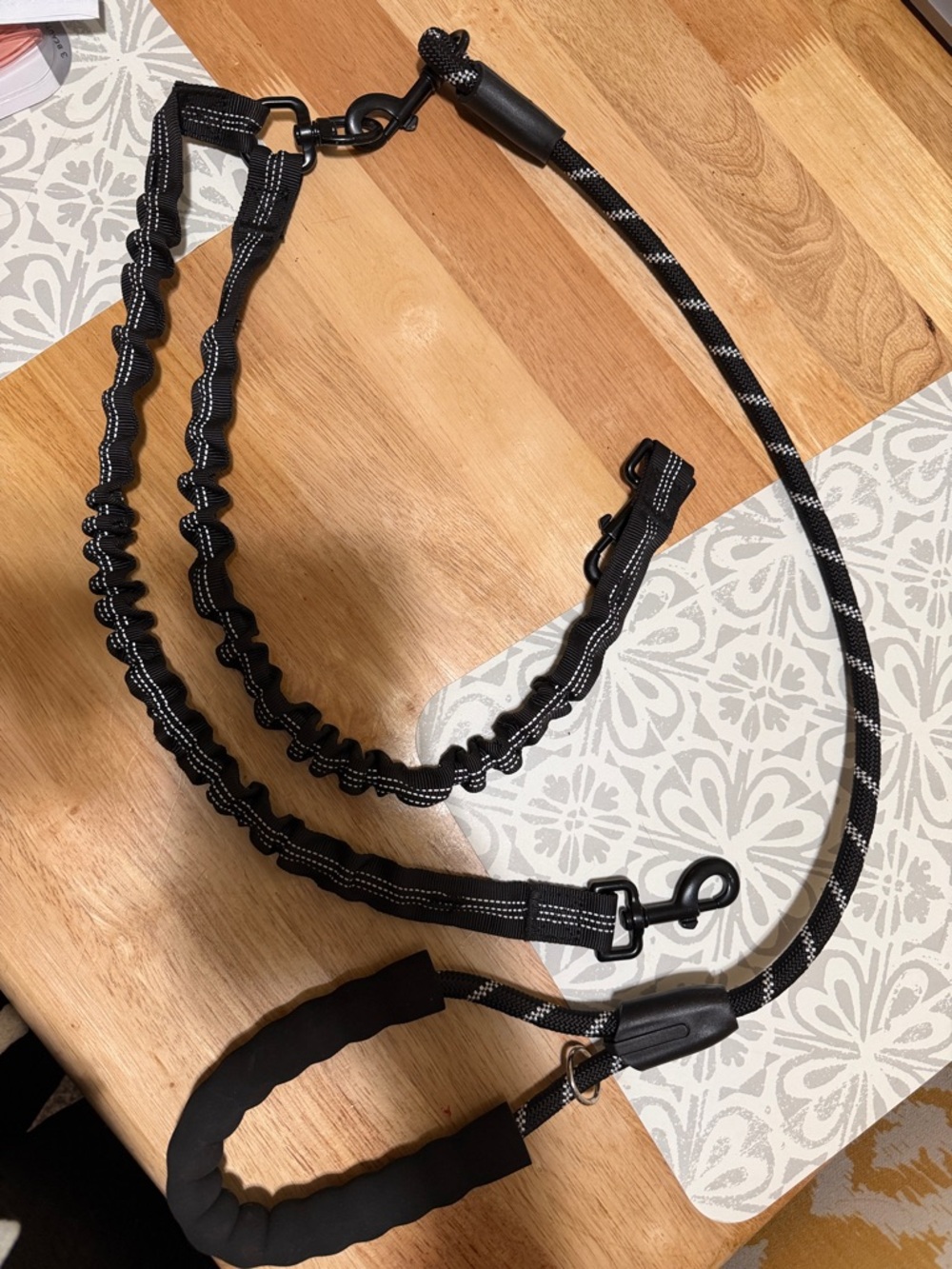 Leash for two